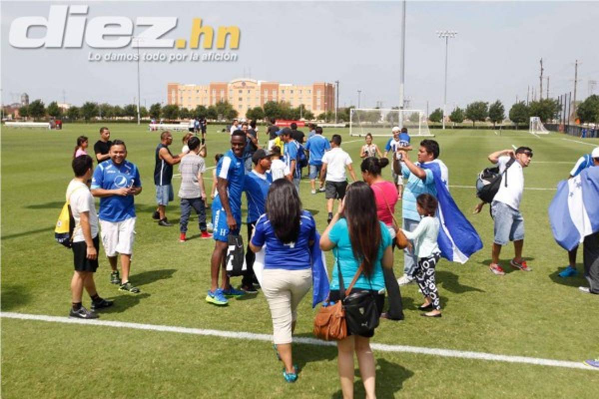 Selección hondureña recibe el apoyo de su afición en Dallas pervio debut en la Copa Oro