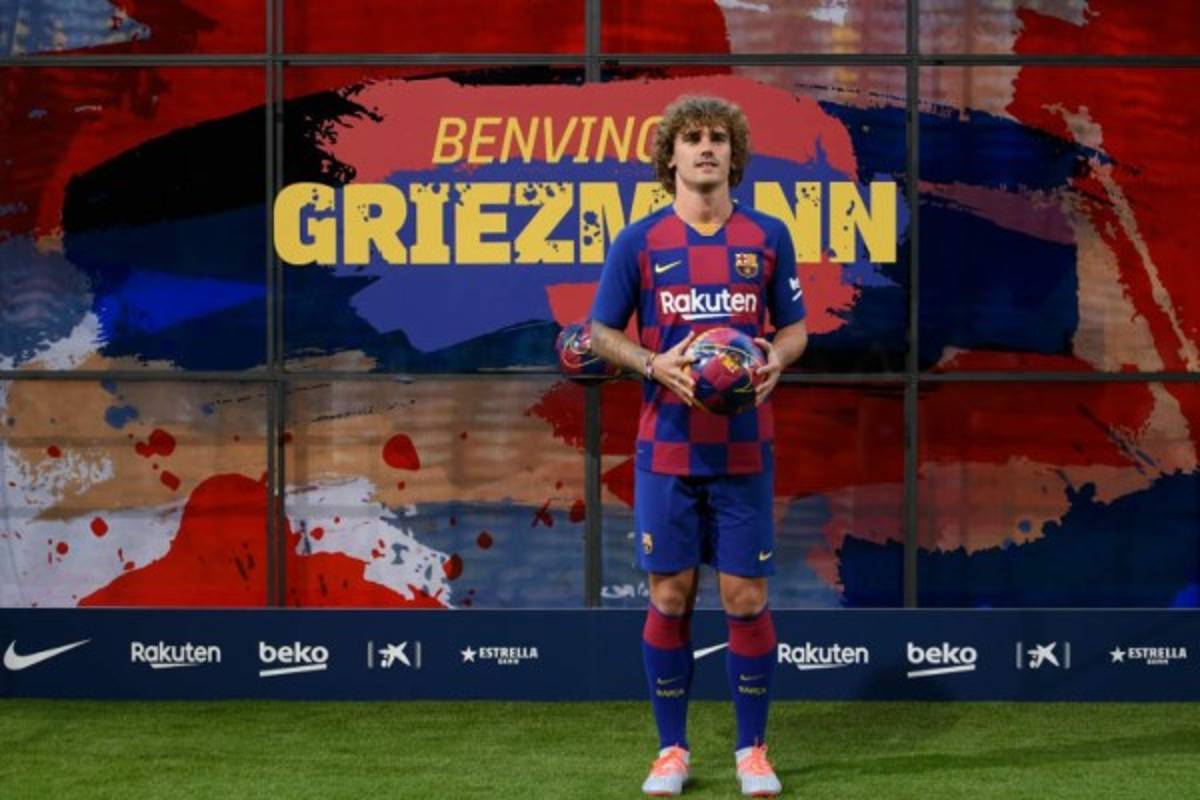 Así fue la presentación de Griezmann en el Camp Nou: Nuevo dorsal y elogios a Messi