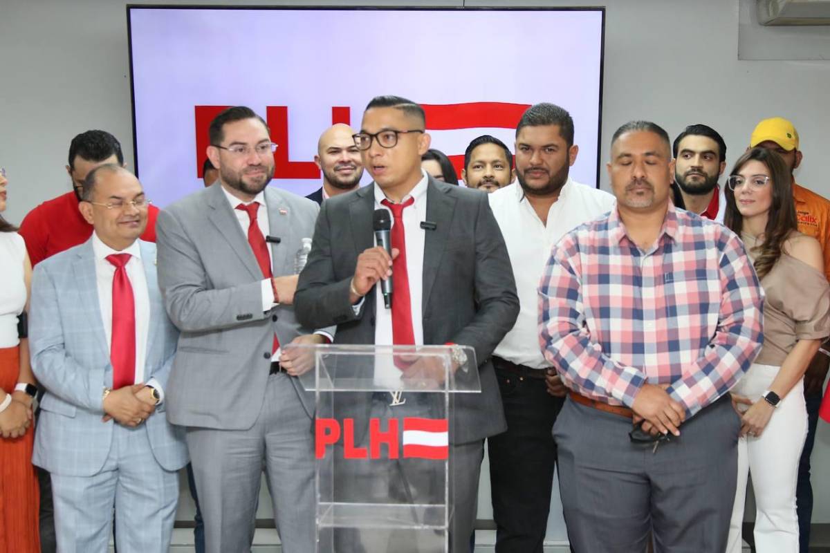 Así fue la presentación de la precandidatura a diputado de Emilio Izaguirre y sus primeras declaraciones