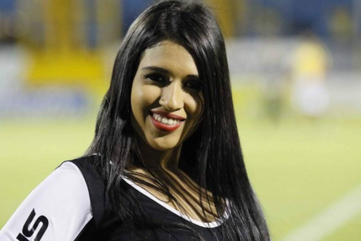 FOTOS: La Miss Honduras entre las bellas chicas que llegaron al Morazán