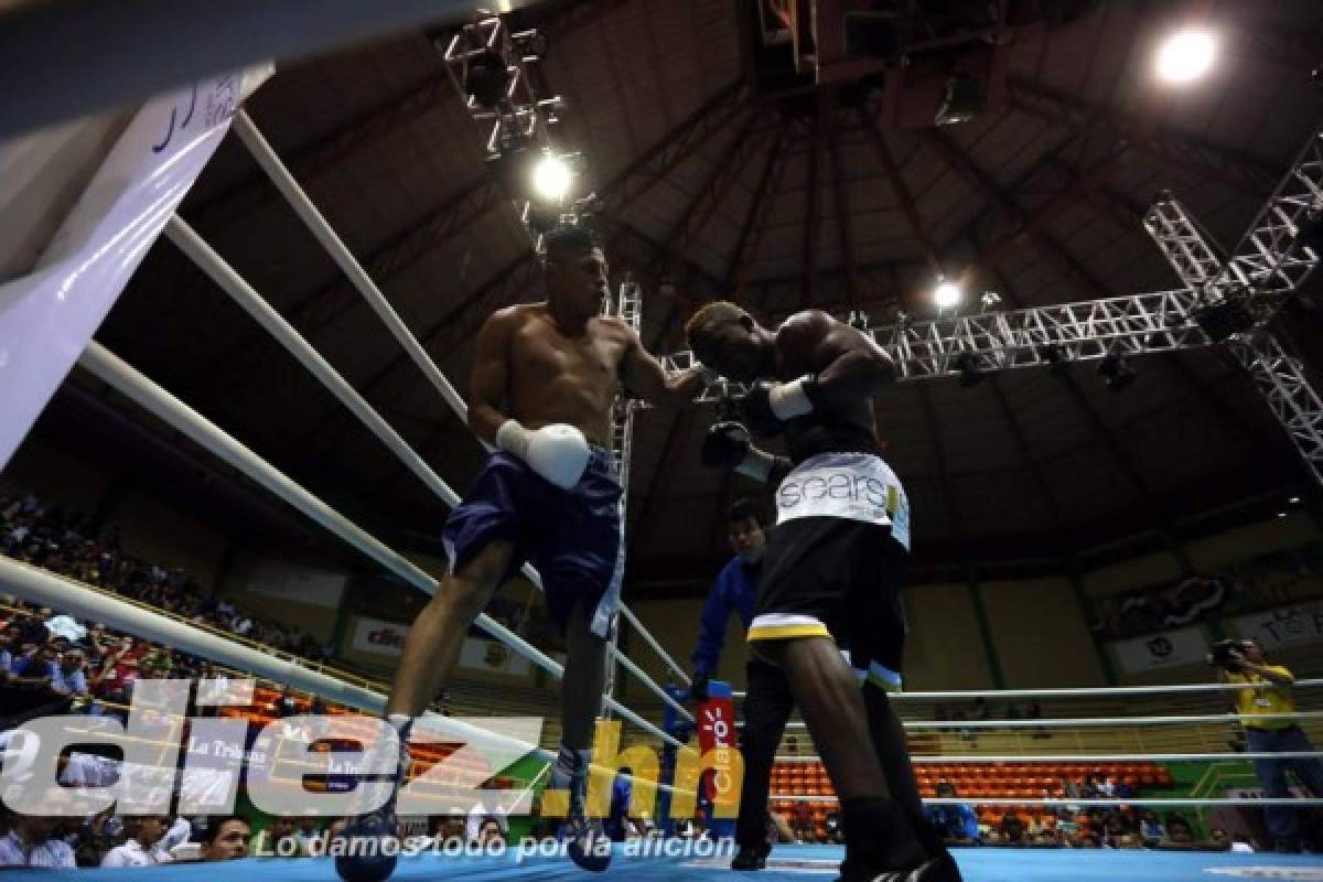 ¡Josec 'Escorpión” Ruiz retiene el cinturón de campeón Centroamericano y del Caribe