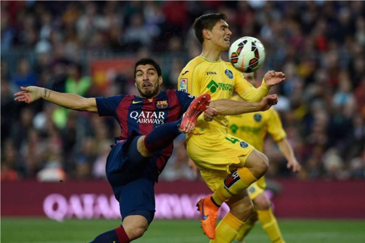 Barcelona aplasta 6-0 al Getafe en el Camp Nou .