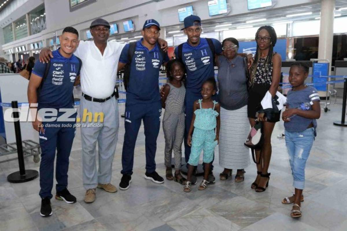 Día de 'selfies' y de la familia Róchez: así fue la salida de la Selección de Honduras