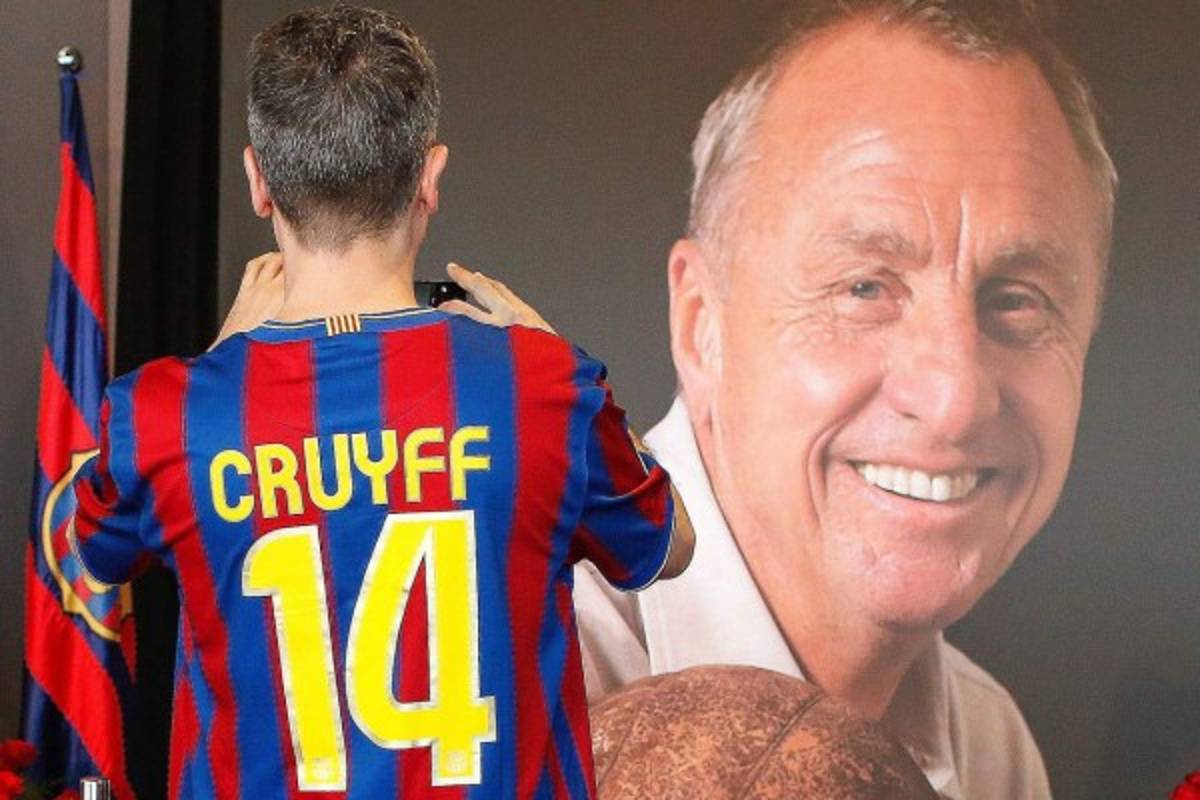 Así se despide la afición del Barcelona de Johan Cruyff en el Camp Nou