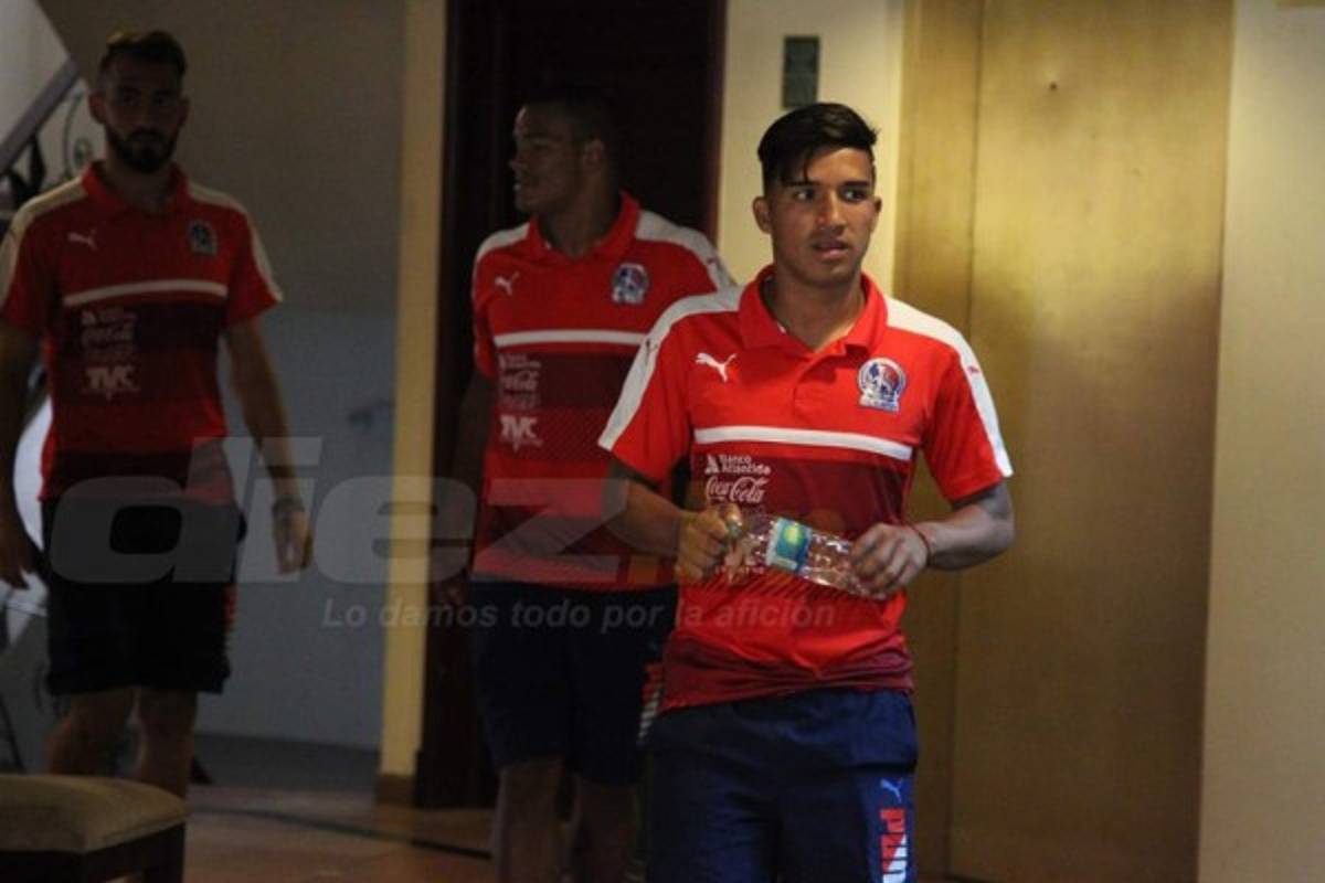 En fotos: Optimismo y alegría en concentración de Olimpia previo al clásico