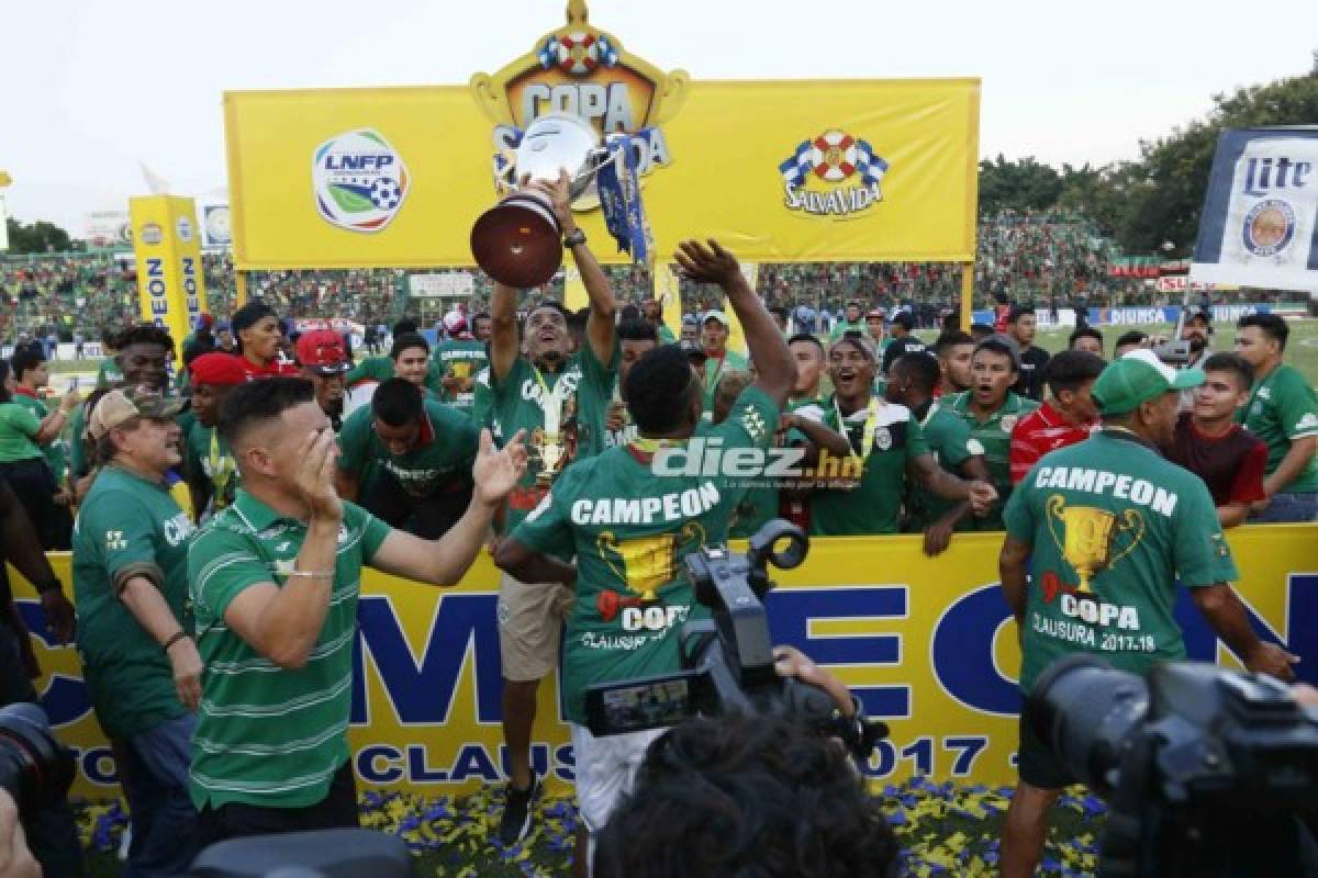 ¡Abrazos, lágrimas y besos! Eufórico festejo del Marathón tras coronarse campeón