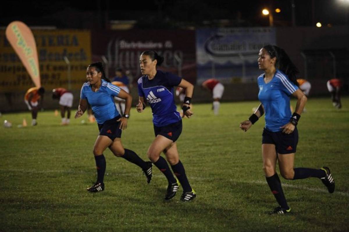 Las árbitras más lindas y talentosas que rompieron con una profesión diseñada para hombres