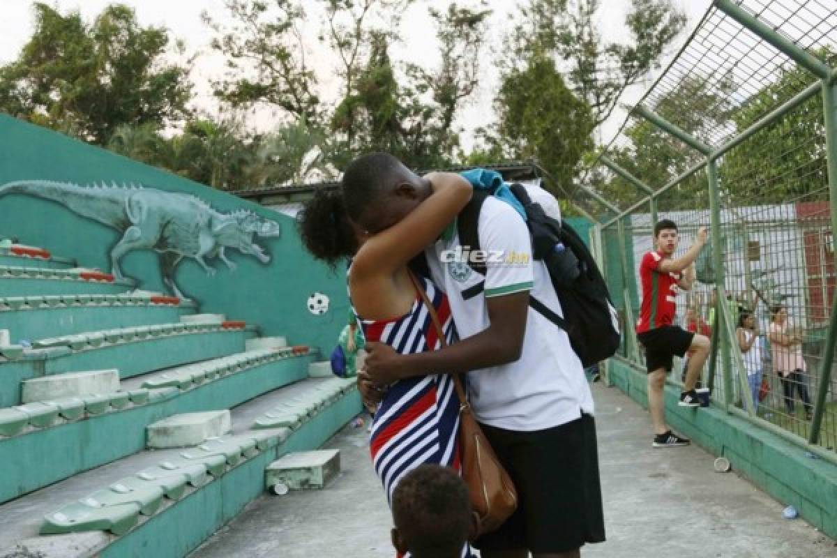 No viste en TV: Emotivo abrazo, lágrimas y consuelo en inicio de fecha 17