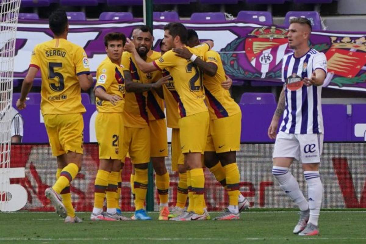 Victoria sufrida del Barcelona ante el Valladolid, pero mete presión al Real Madrid