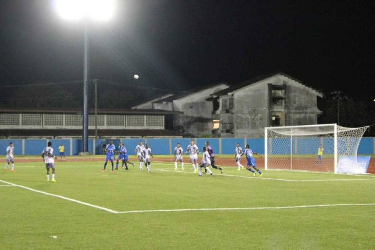 El Árabe de Julio Dely Valdés por fin ganó y le pone presión al Plaza