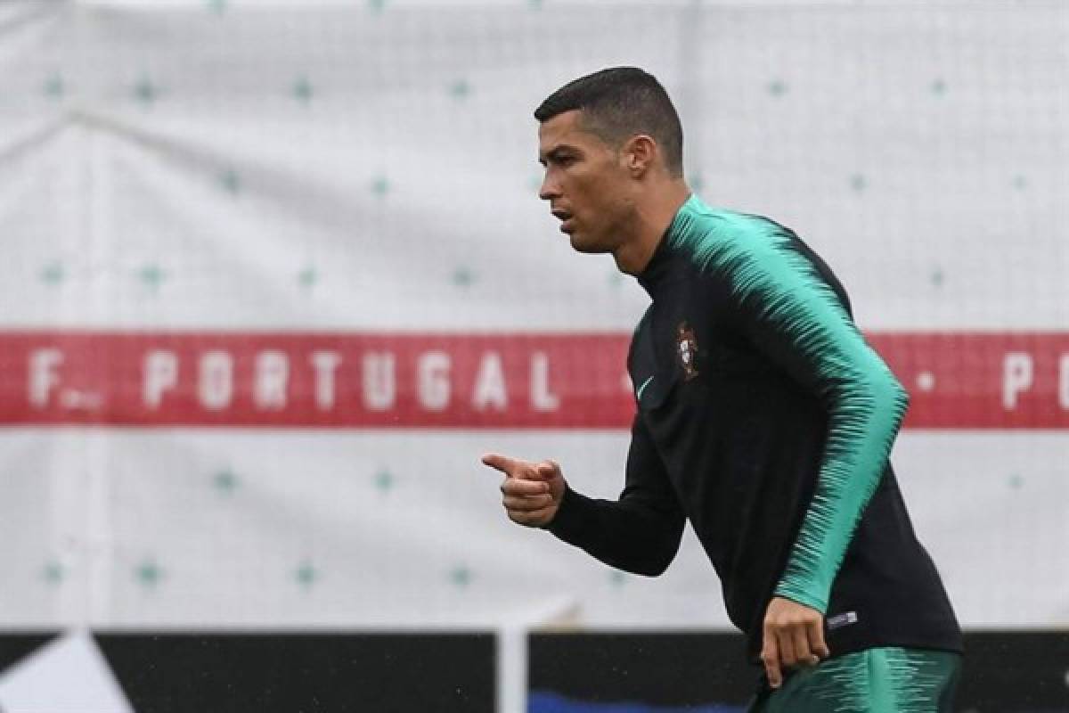 ¿Tristeza? Así fue captado Cristiano Ronaldo en su primer entrenamiento en Rusia