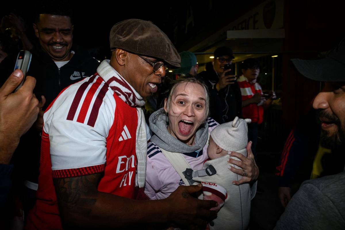 Thierry Henry se pronuncia: así festeja el Arsenal una Premier luego de 22 años