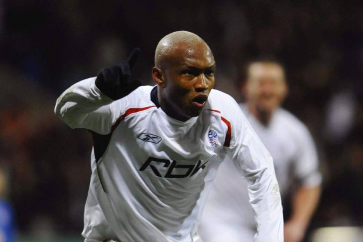 ¡Con un guatemalteco y un exMarathón! Grandes jugadores que pasaron por el Bolton inglés, club que podría desaparecer