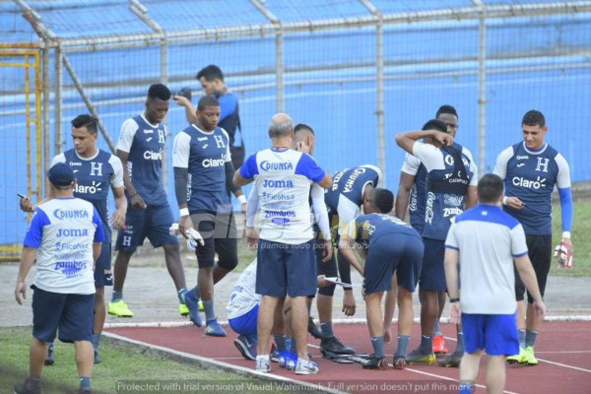 FOTOS: !Se completó la Selección de Honduras y Coito ya trabaja la táctica!
