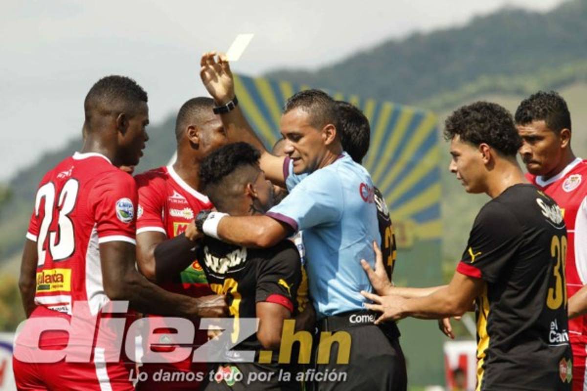 Fiesta en Tocoa: Real Sociedad celebra y va a su cuarta final