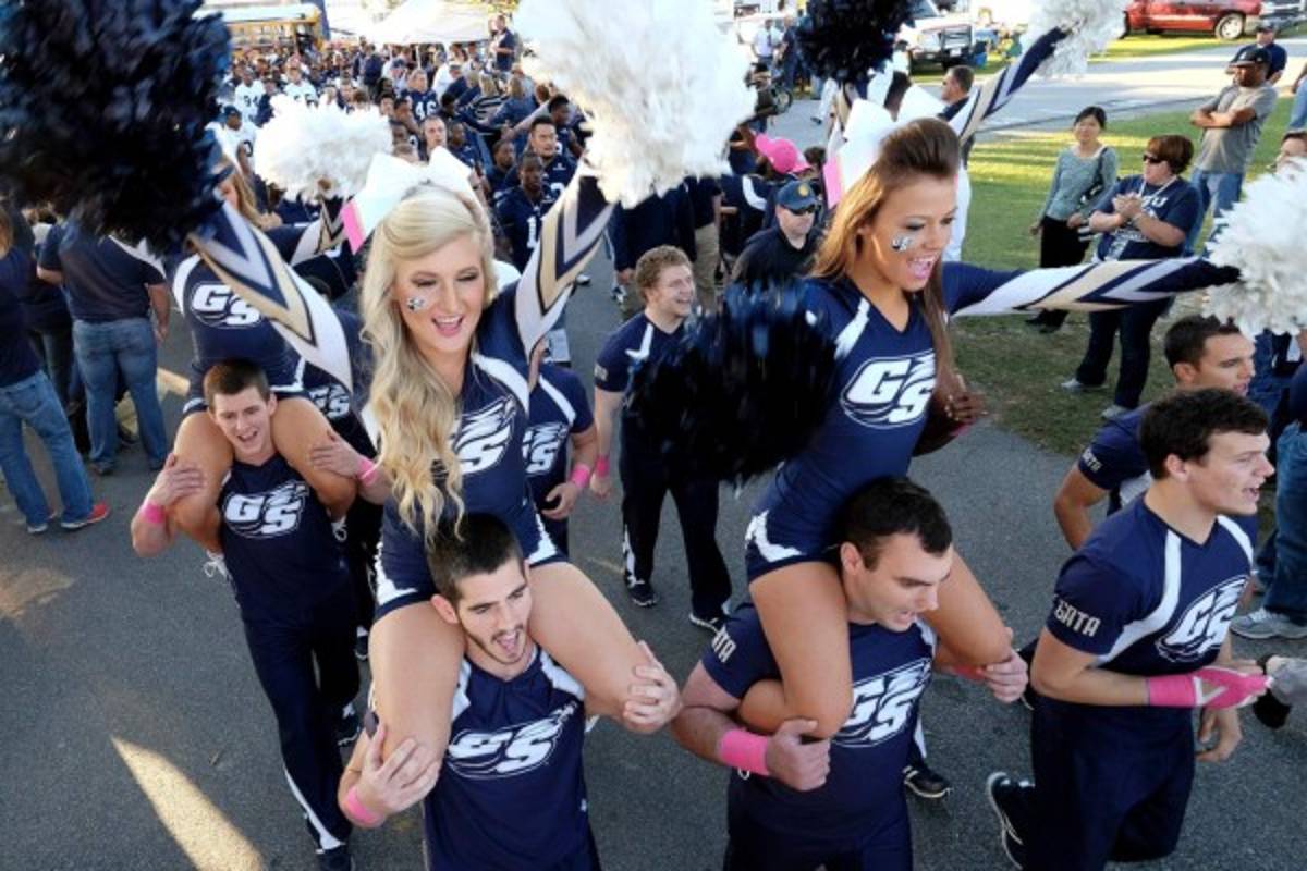 Las cheerleaders que engalanan la NFL