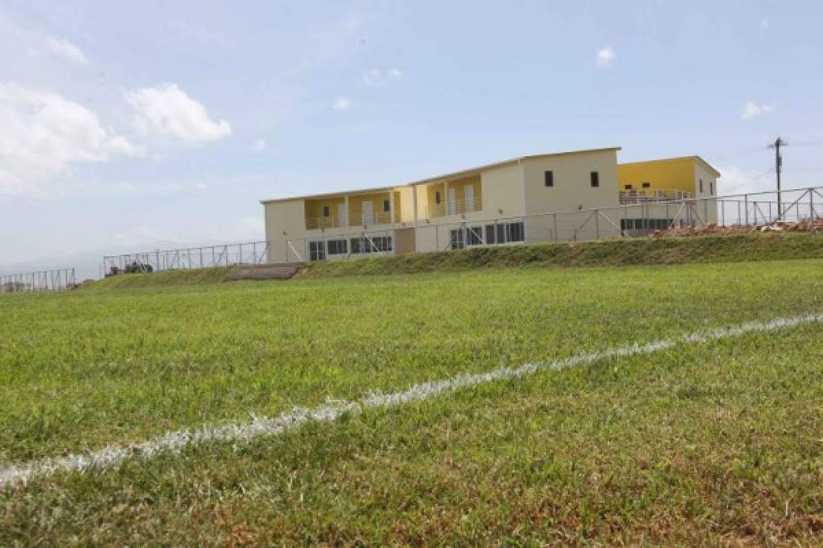 Autoridades de la FederaciÃ³n Nacional de FÃºtbol de Honduras (Fenafuth) inauguraron la maÃ±ana del martes el Proyecto Gol El Tizatillo
