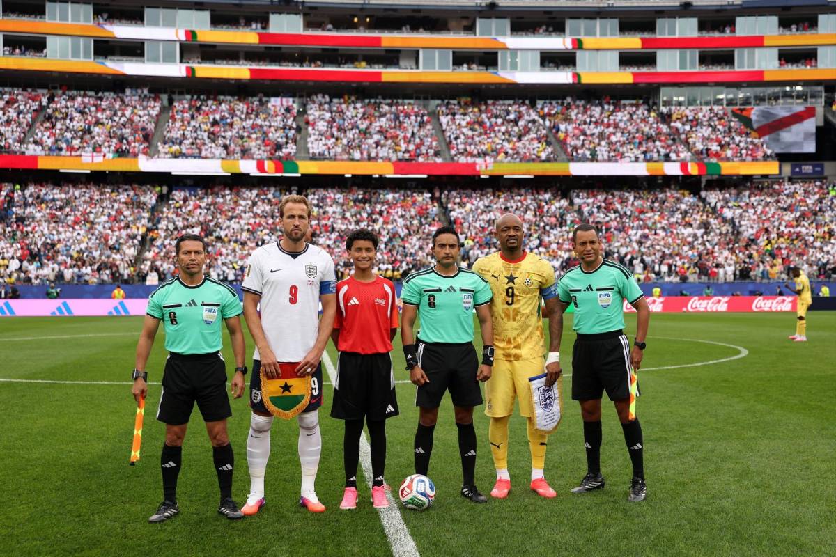Dos polémicas: Así fue la actuación de Saíd Martínez en el Inglaterra vs Ghana