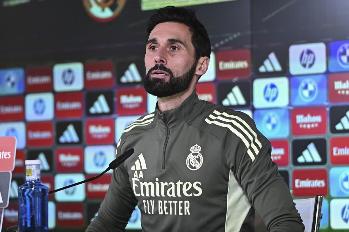 La petición de Arbeloa al madridismo y 'responde' a Mbappé: No es tiempo para el desencanto ni para la euforia