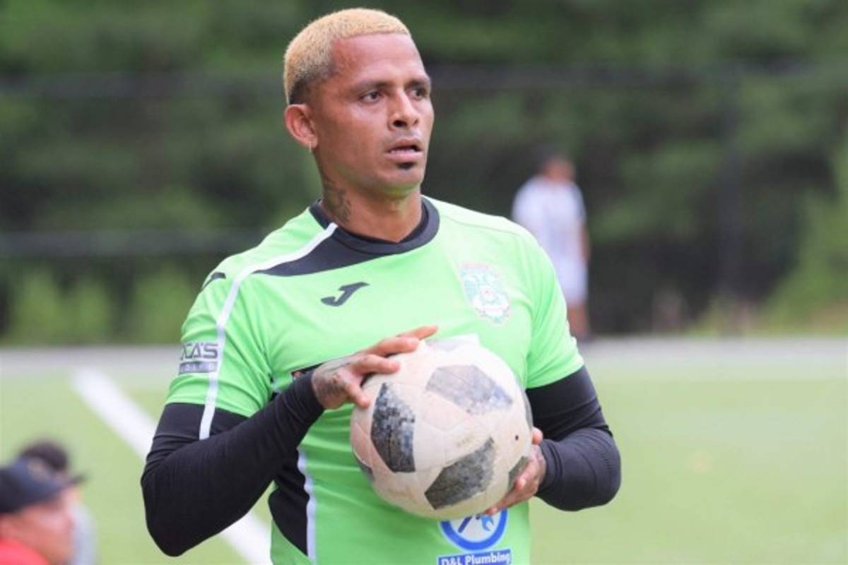 Futbolistas hondureños aprovechan vacaciones jugando en Estados Unidos