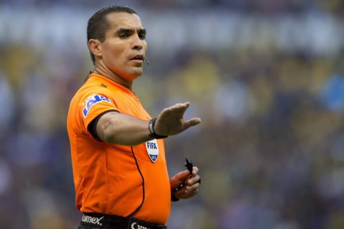 Los árbitros más polémicos de la historia del futbol