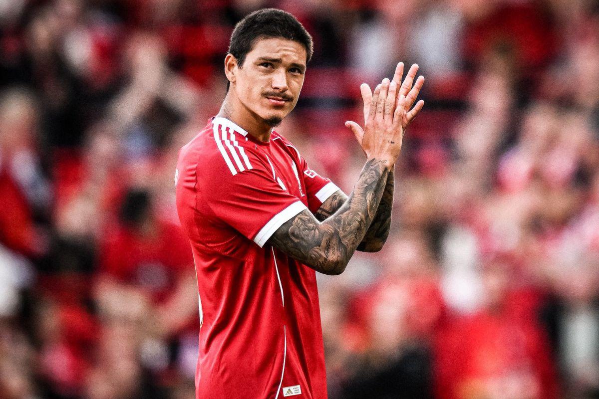 Liverpool acepta la oferta por Darwin Núñez y el delantero se marcha al club menos pensado