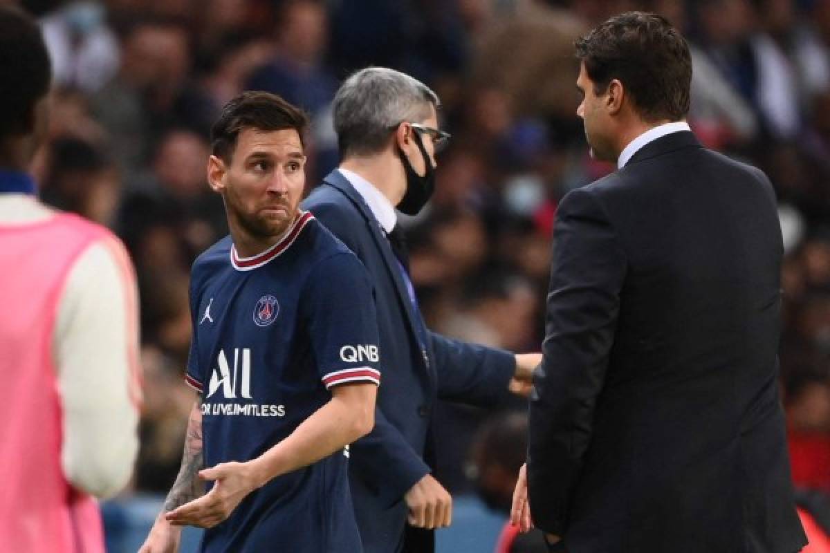 La polémica de Messi con PSG: se enoja con Pochettino tras sustituirle y le niega el saludo en su retiro