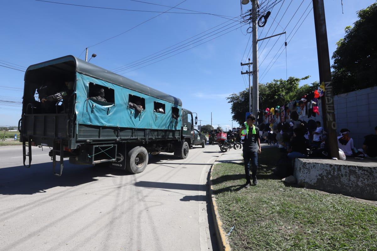 Bad Bunny ya hace del Olímpico de San Pedro Sula una fiesta que se estima sobrepase cualquier partido de eliminatoria mundialista