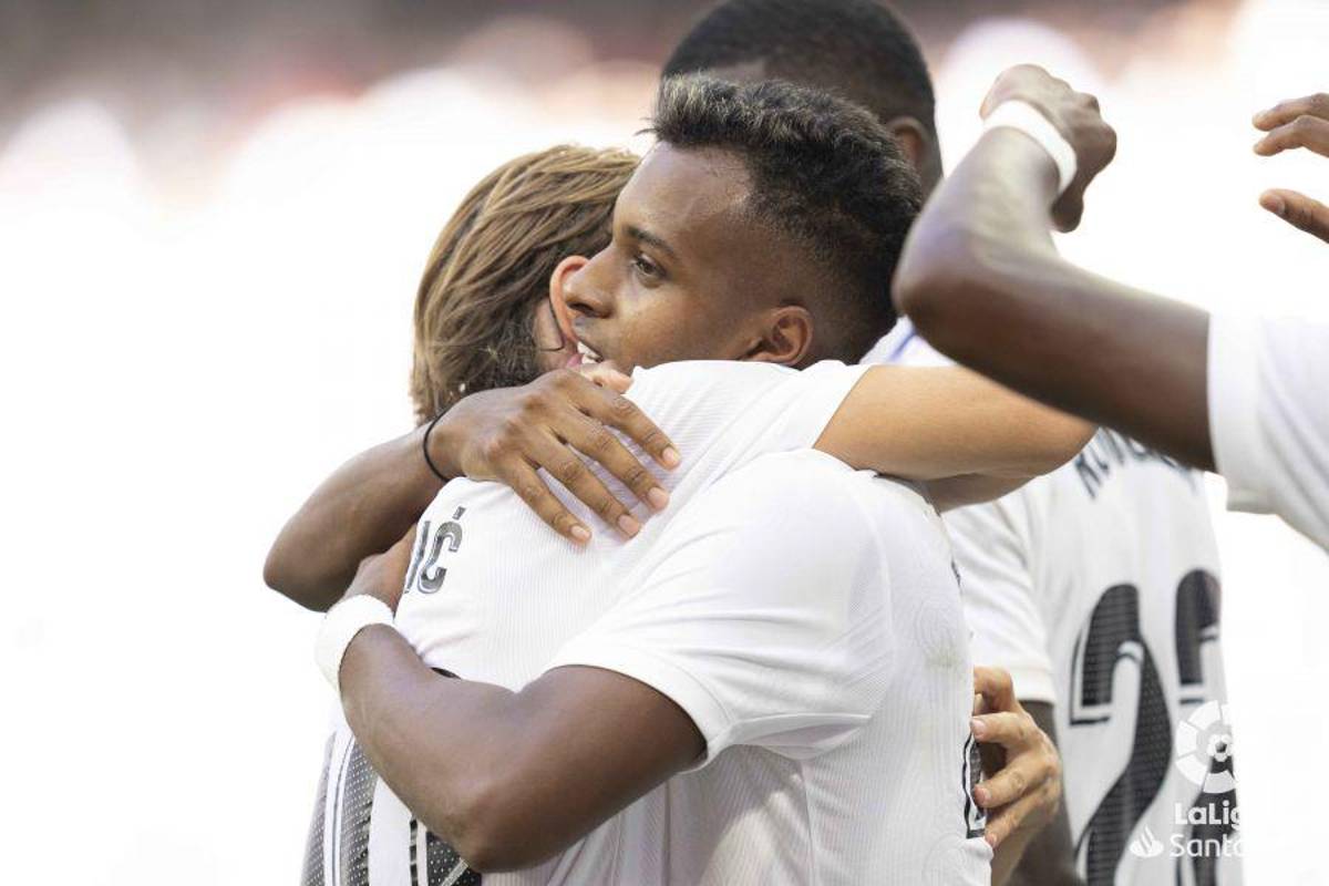 No lo soportó más: el enfado de Asensio con Ancelotti por no dejarlo jugar en el Real Madrid-Mallorca y el bailecito de Vinicius