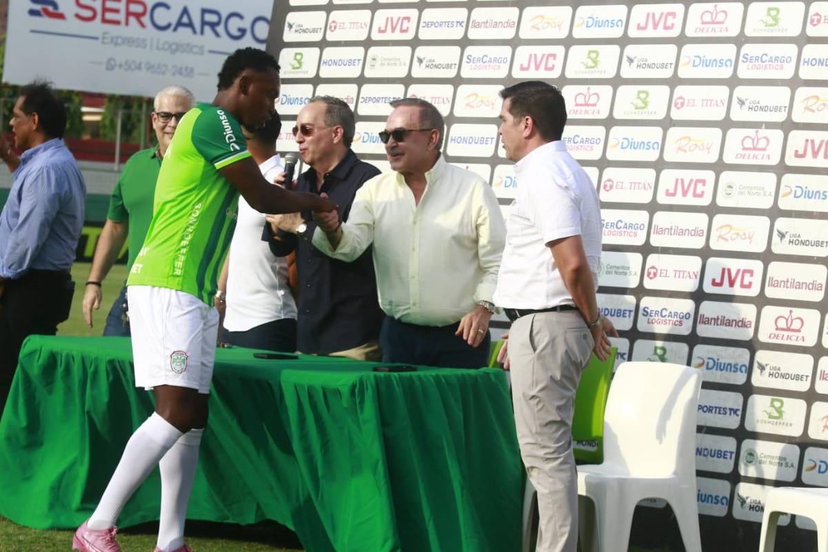 Presentación de Alberth Elis en Marathón: Abrazos, lealtad y recuerdo de Orinson