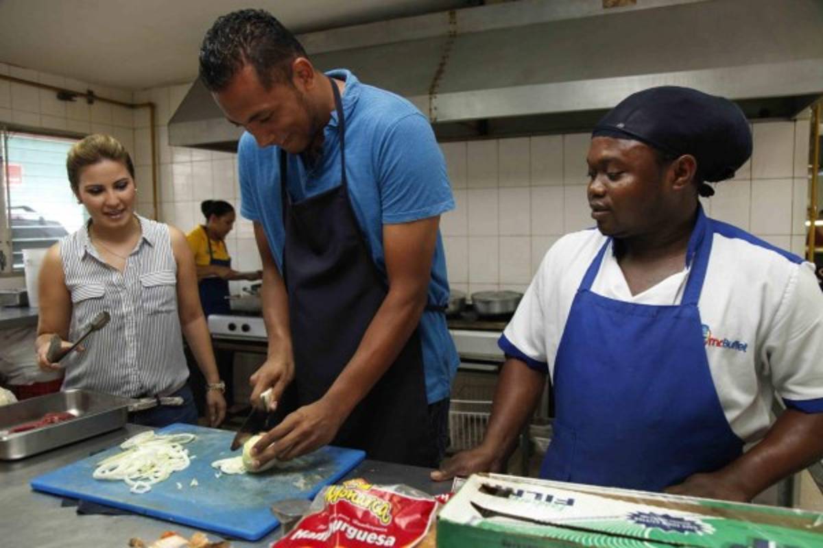 Rafael Zúniga, de brillar en el arco de Marathón a atreverse a ser cocinero profesional