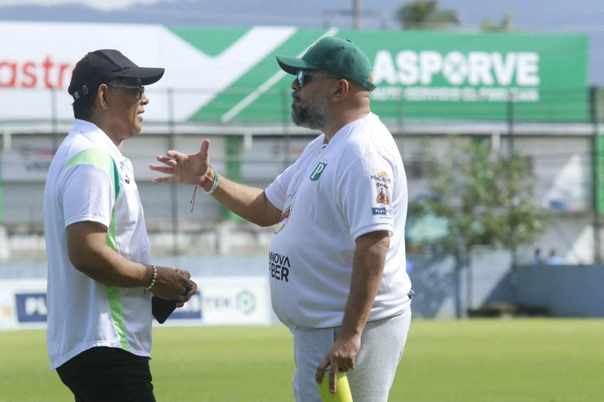 Platense luce el tifo más hermoso de la historia, el que llegó en moto y las mujeres que enamoran en Puerto Cortés