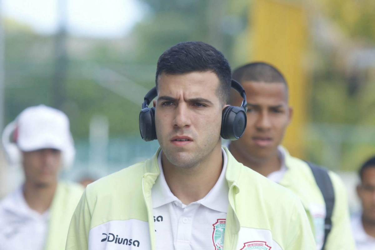 Platense luce el tifo más hermoso de la historia, el que llegó en moto y las mujeres que enamoran en Puerto Cortés