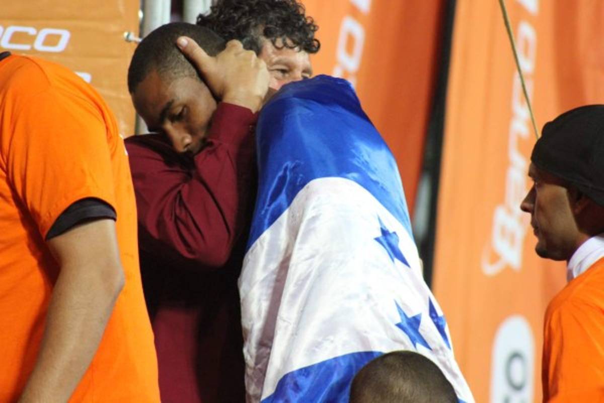 ¡Ambientazo! El estadio Ricardo Saprissa lució sus mejores galas para la final costarricense