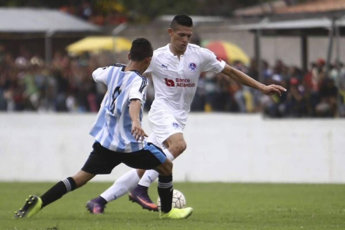 El once titular de Carlos Restrepo con el que debutaría Olimpia ante UPNFM