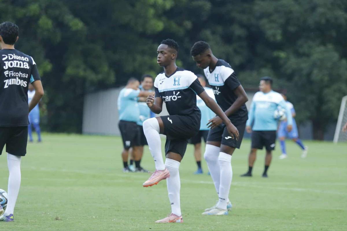 La Sub 17 de Honduras afinó detalles para viajar a Qatar: La exfigura de la 'H' que llegó a hablar con Luis Suazo y los niños pidiendo autógrafos