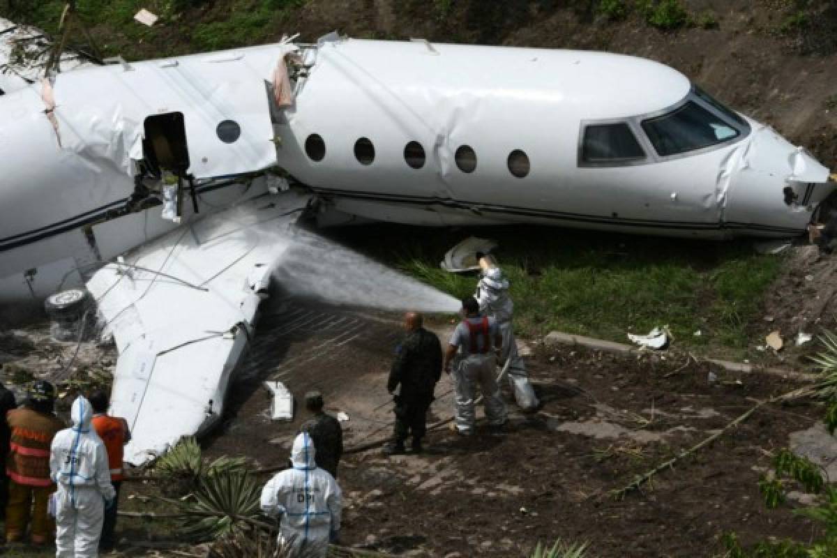 Las otras imágenes que no has visto del avión que se salió de la pista en el aeropuerto Toncontín