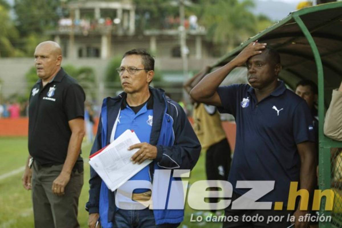 CURIOSO: Un espontáneo en Comayagua y el lugar donde apareció Pinto