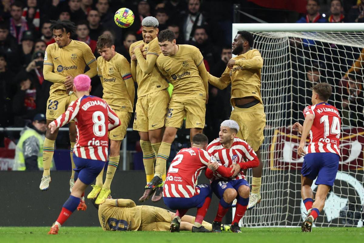 No se vio en TV: la insólita pelea a lo UFC entre Ferran y Savic, el milagro de Ronald Araújo y la bronca del Cholo Simeone