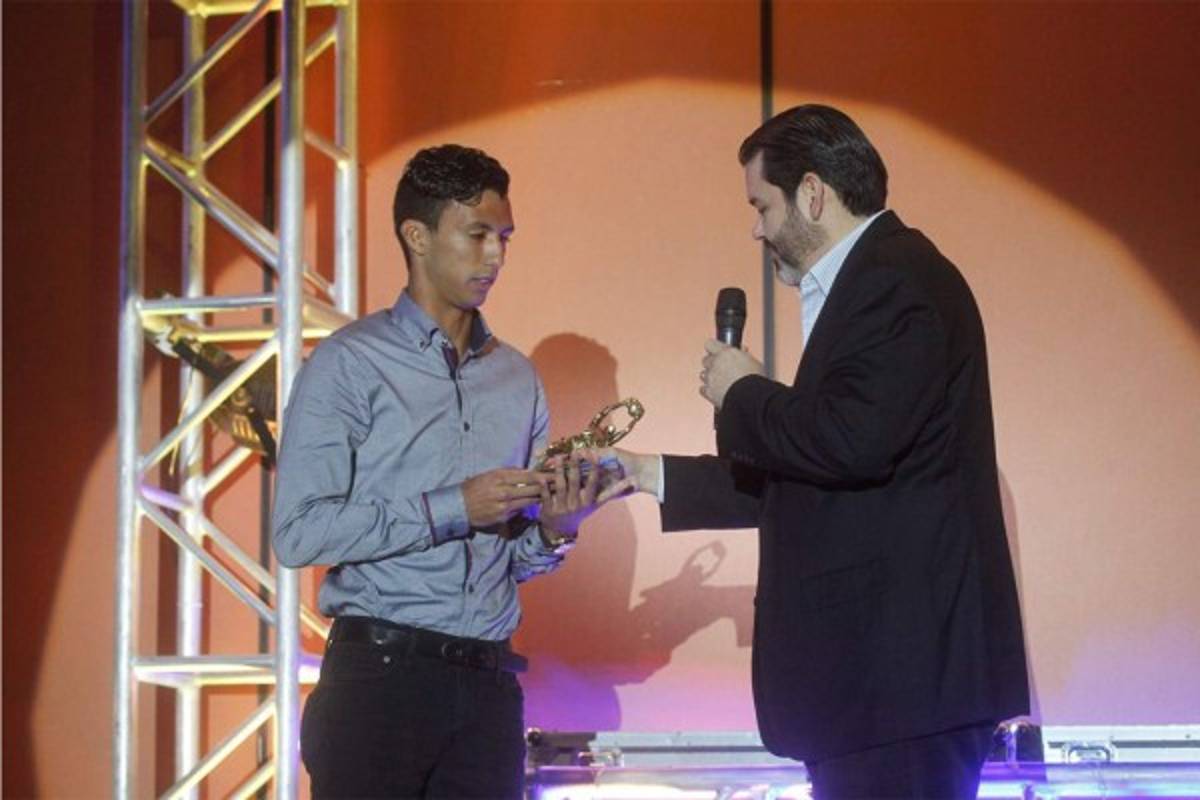 Liga Nacional de Honduras premia a los mejores de 2013-14