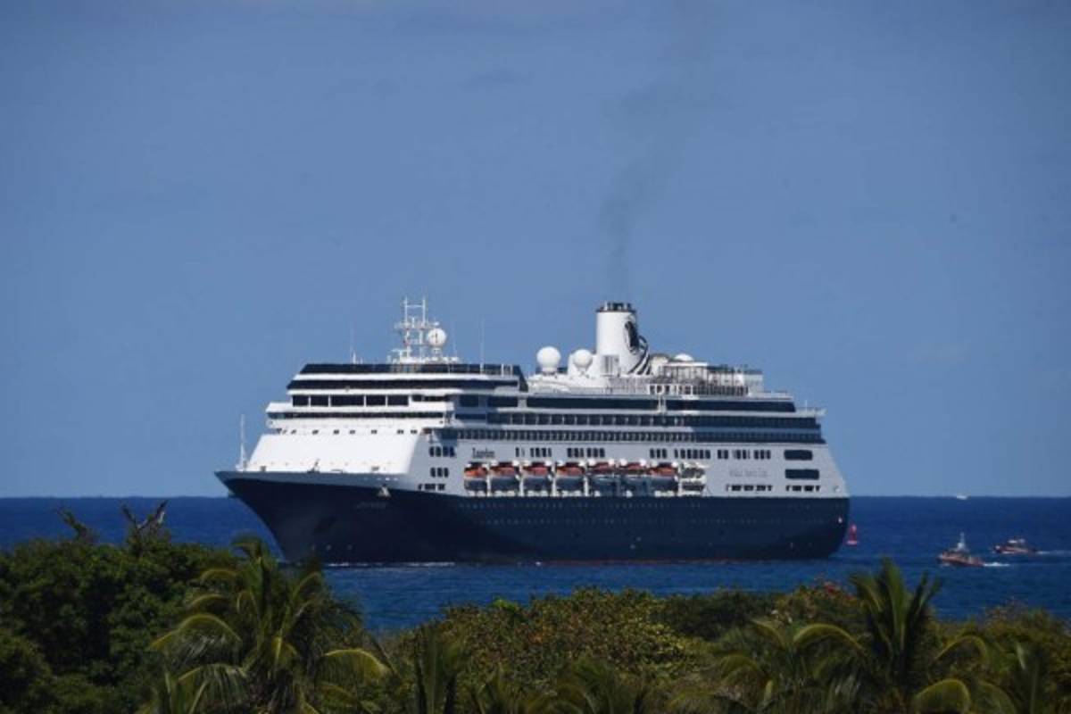 Termina la pesadilla: Pasajeros de cruceros con coronavirus desembarcan en Fort Lauderdale