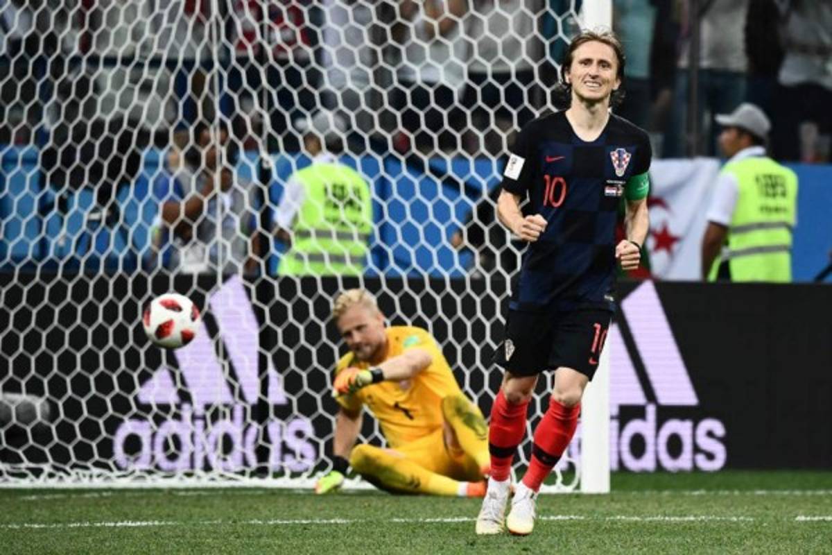 No se vio en TV: El beso a Rakitic, el desahogo de Modric y la eufórica celebración croata