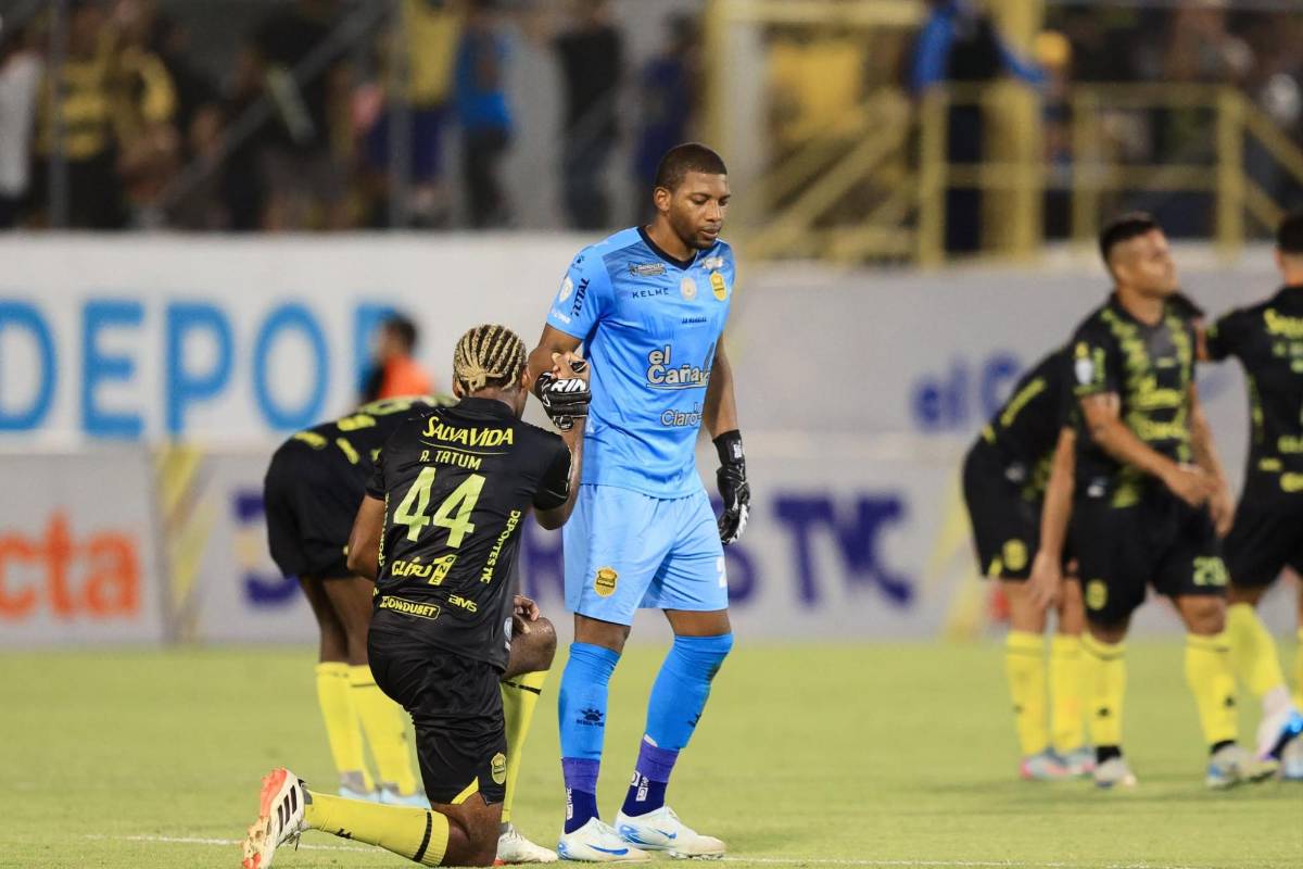 FICHAJES: Deja Real España y se va a Olimpia, Motagua apuntala otra contratación sorpresa y Jeaustin Campos con bombazo