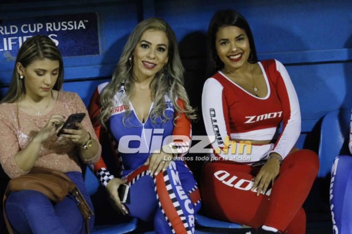¡PRECIOSAS! Las bellas chicas que llegaron al estadio Morazán