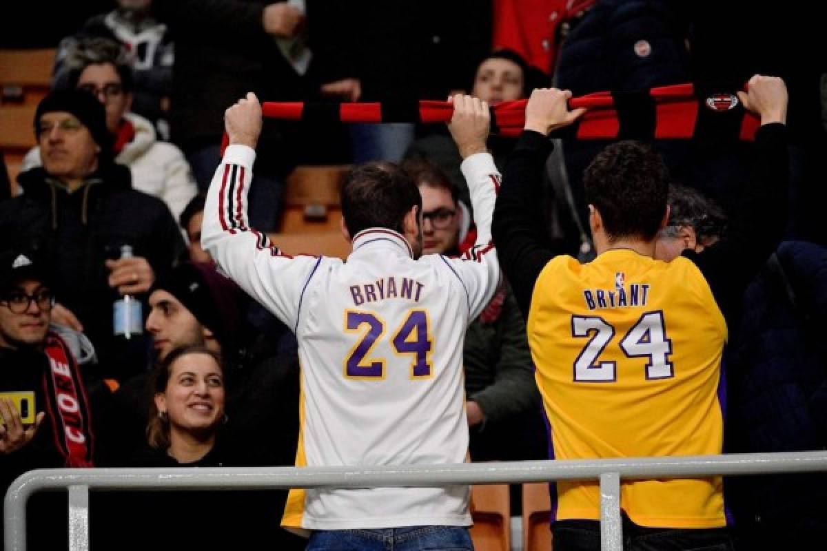 Así fue el emotivo homenaje que le hizo el AC Milan a Kobe Bryant en San Siro