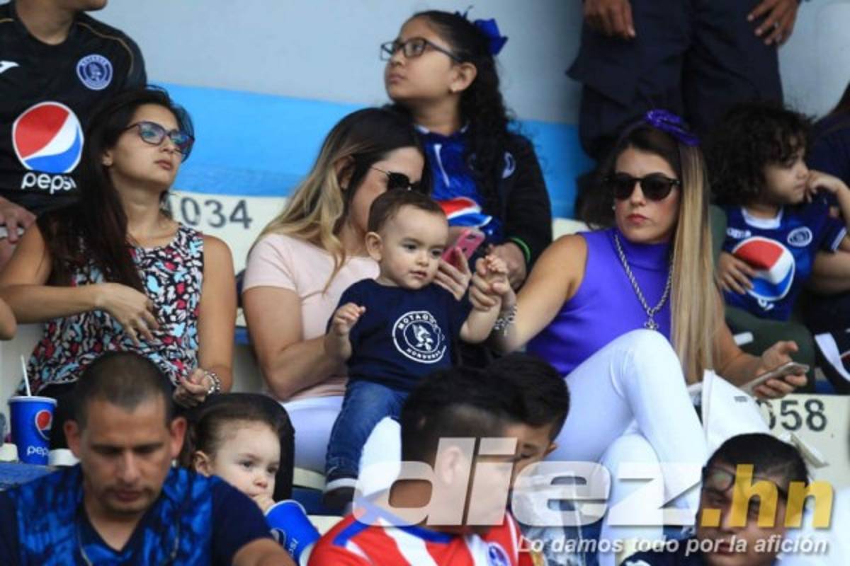 Fotos: La belleza que se hizo presente en el clásico Motagua-Olimpia