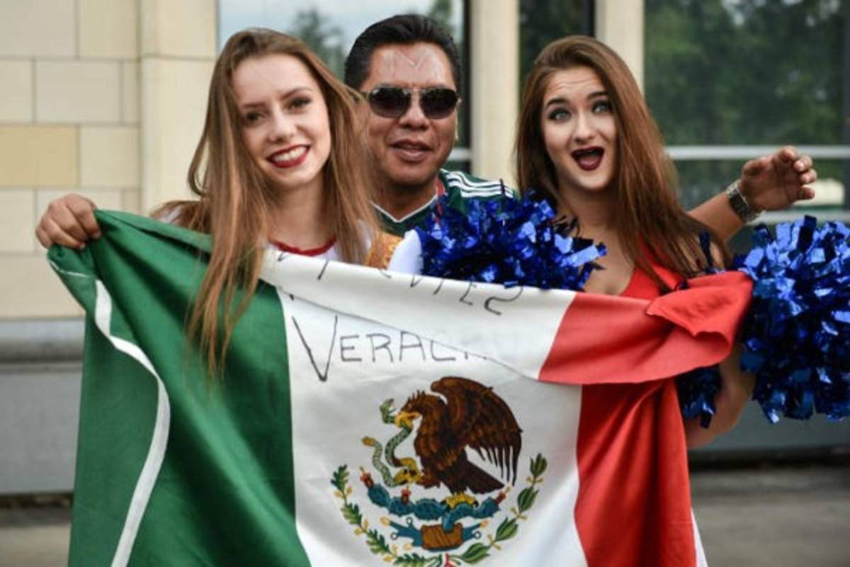 ¡Solo bellezas! Alemanas y mexicanas se roban las miradas en el Luzhniki Stadium