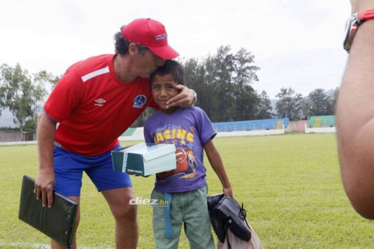 El cariño de la afición rival, su gesto humano: Pedro Troglio y sus momentazos a un año de su llegada al Olimpia