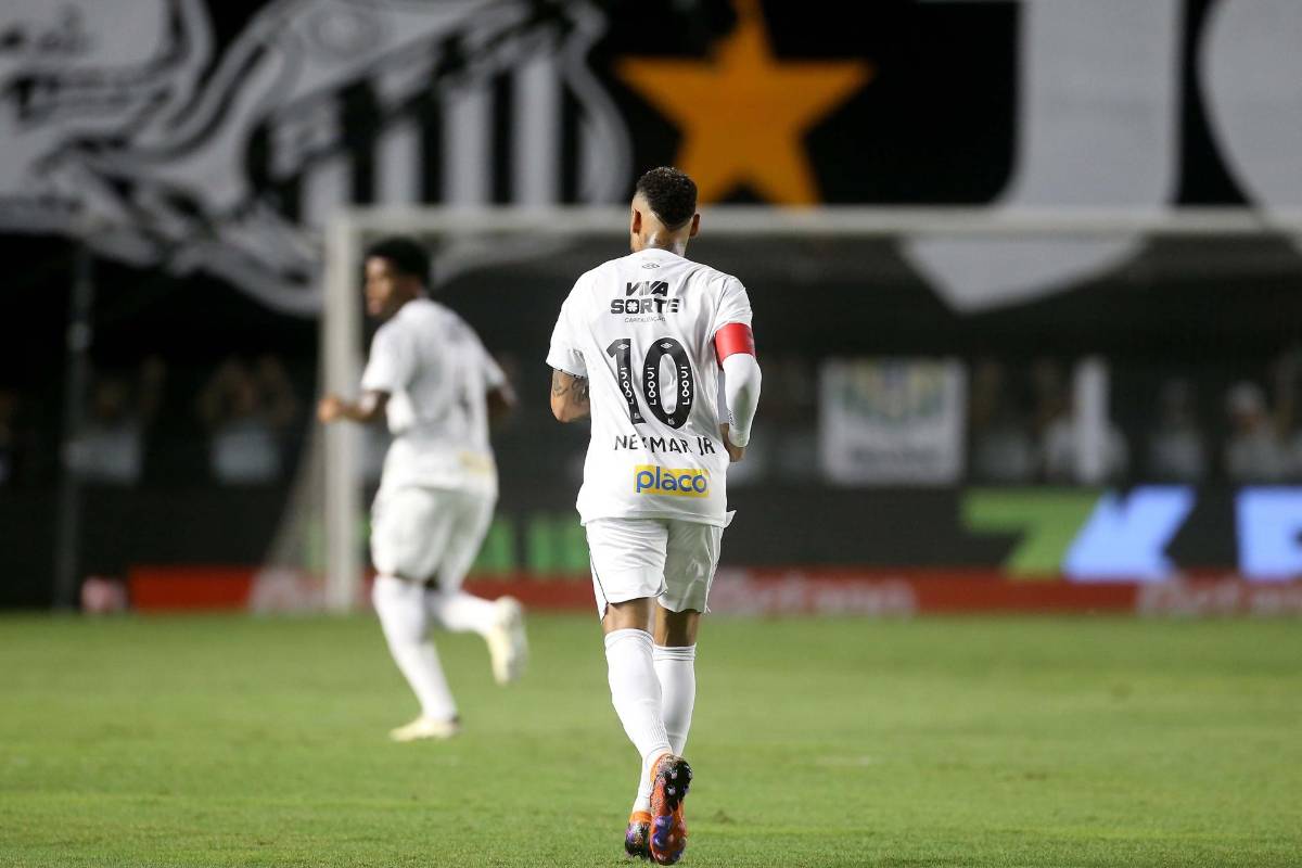 Neymar regresaría a Barcelona: Flick es clave y la motivación del brasileño para dejar Santos e irse a Europa: “Es posible...”