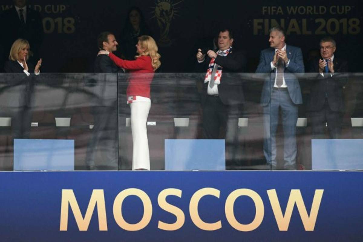 Presidenta de Croacia, Kolinda Grabar se roba todas las miradas en la final de Rusia 2018
